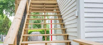 Vintage Space! 60 Seconds from Downtown Lee Summit