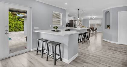 Beautiful new house in Delray with heated pool & game room. Close to boca!