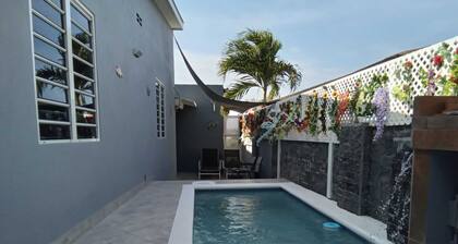 Stylish apartment w/pool located in peaceful neighbourhood
