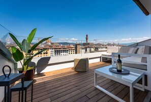 Outdoor dining - Apartments Florence - Ponte Vecchio Twin Terrace (Firenze)