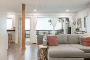 Televisión, chimenea