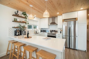 Fridge, microwave, oven, stovetop - Sea,Sunrises,Sauna | Oceanfront Stylish Retreat (Campbell River)