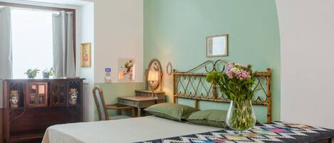 1 chambre, fer et planche Ă repasser, accĂšs Ă Internet, literie fournie