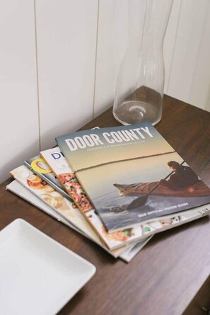 Unclassified image, 3 of 31, button