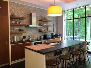 ثلاجة، ميكروويف، فرن، موقد طه ي مسطح