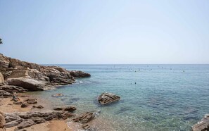 Beach nearby - Spike, private cove Tossa de Mar (Tossa De Mar)