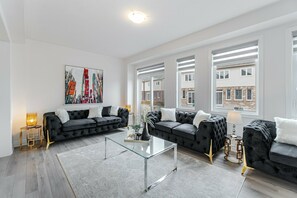 Exclusive Villa | Living area