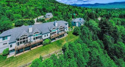 SH3 Luxurious Stonehill Townhouse in Bretton Woods with Magnificent Views, Dog Friendly!