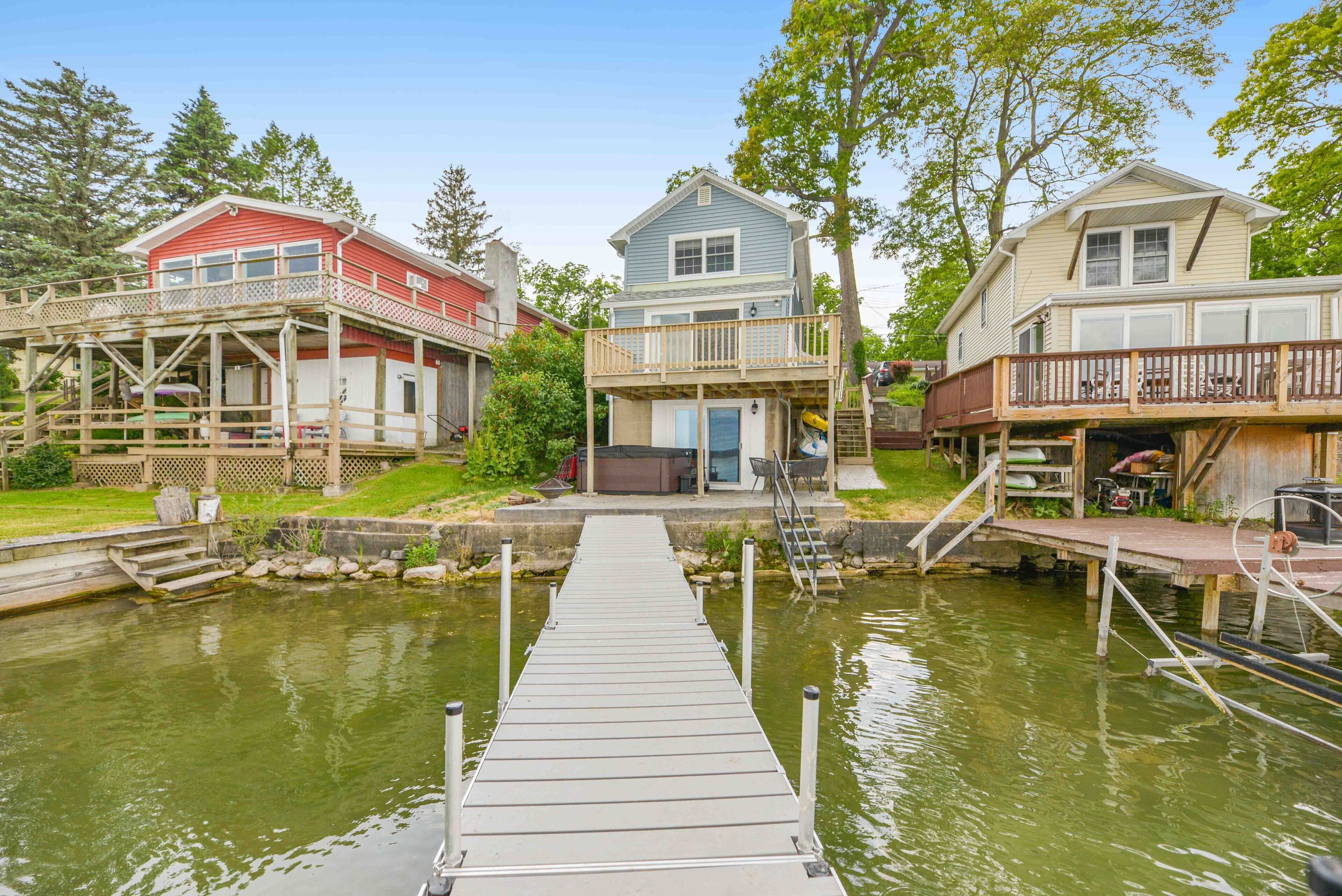 Cozy on Cayuga: "Lakeside Wine Country Dream Home!"