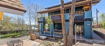 Eco Suite w/ Mountain Views