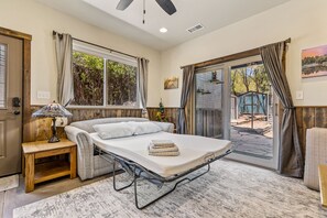 2 habitaciones, tabla de planchar con plancha y wifi gratis