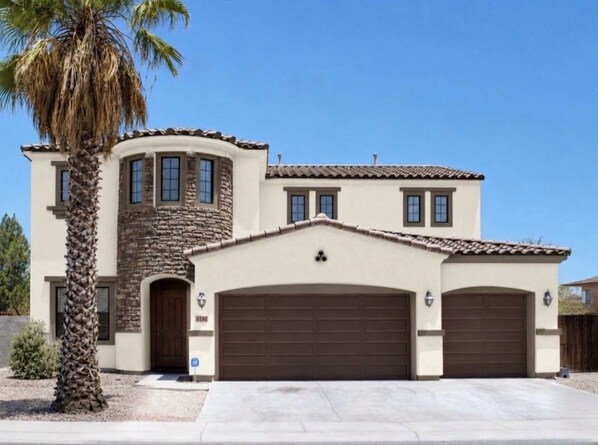 Exterior - Castillo Royal Heated Pool (Casa Grande)