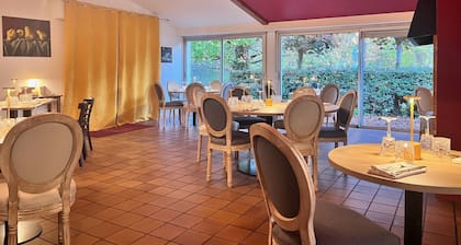 Hotel Restaurant Platanes