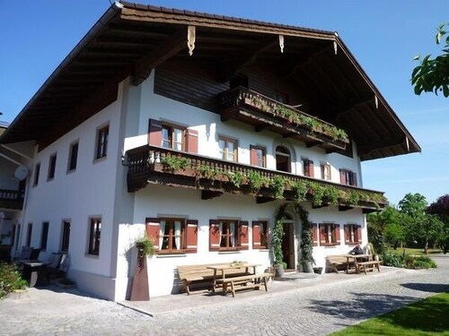Ferienwohnung Hochgern 85qm, mit 3 Schlafzimmern und Balkon