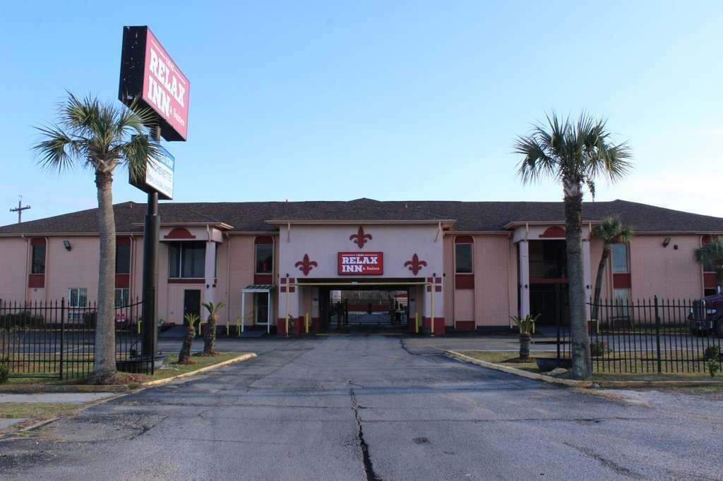 Foto - Relax Inn & Suites