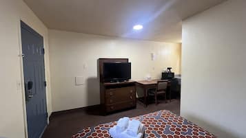 Free WiFi, bed sheets