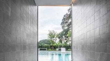 Grand Deluxe Pool Access | Bagno | Vasca e doccia separate, vasca da bagno a immersione totale