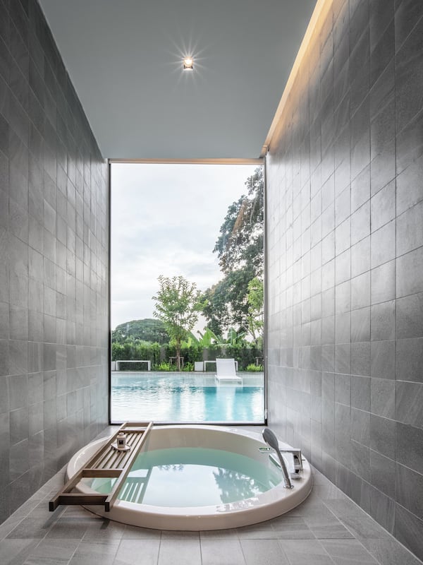 Grand Deluxe Pool Access | Bathroom | Separate tub and shower, deep soaking tub, hair dryer, bathrobes