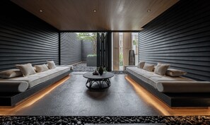 雙人療程室、美體療程、深層組織按摩、泰式按摩、運動按摩、身體去角質