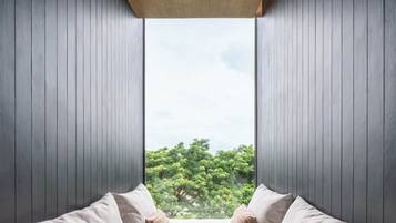 Family Suite | Living area | 45-inch Smart TV with digital channels, Netflix, streaming services