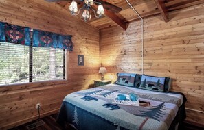 3 soverom, strykejern/-brett, wi-fi og sengetøy