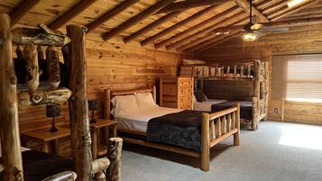 3 chambres, fer et planche à repasser, accès au Wi-Fi (inclus)