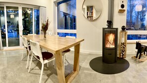 Dining room - Le Camp Caché Shefford (Shefford)