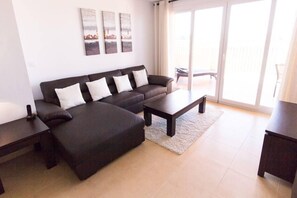 TV - Mar Menor Golf Resort 2-bedroom Apartment (Torre Pacheco)