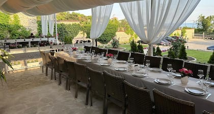 Hayat Hotel Ltd
