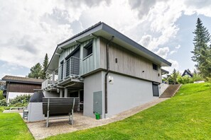 Exterior - Apartment 'Eulennest' with Terrace and Wi-Fi (Schramberg)