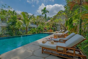 Outdoor pool - The Kanjeng Resort Ubud (Ubud)