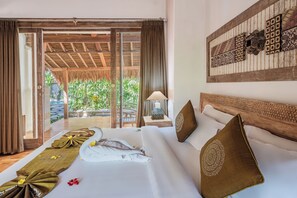 Villa, 2 Bedrooms, Pool View | 1 bedroom, desk, free WiFi, bed sheets