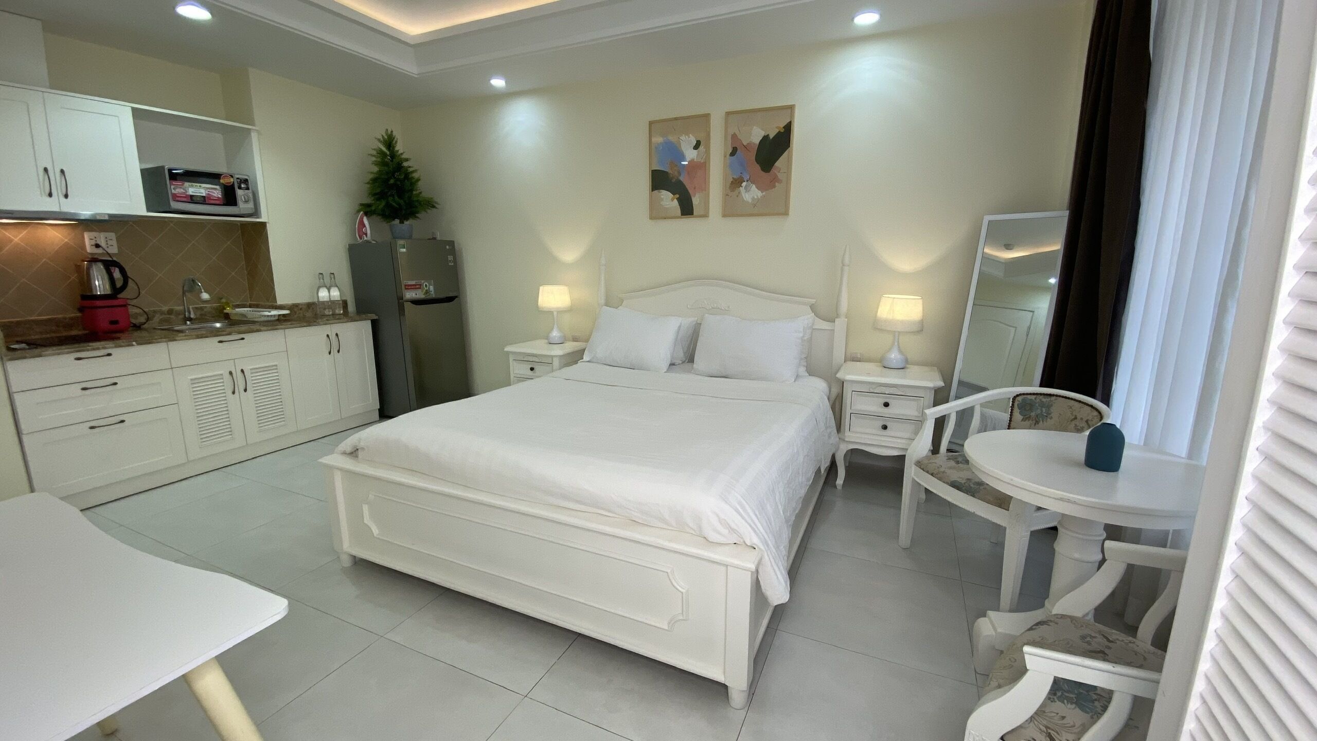 1 bedroom, iron/ironing board, free WiFi
