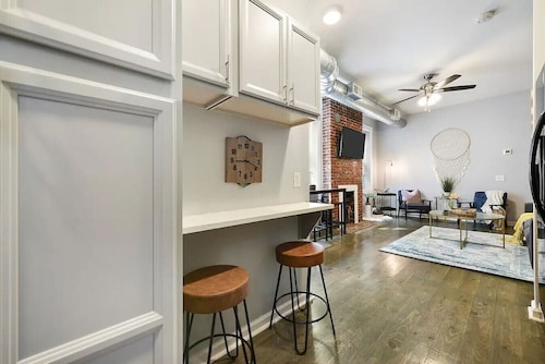 Three Private Units, Near Stadiums, Free Parking