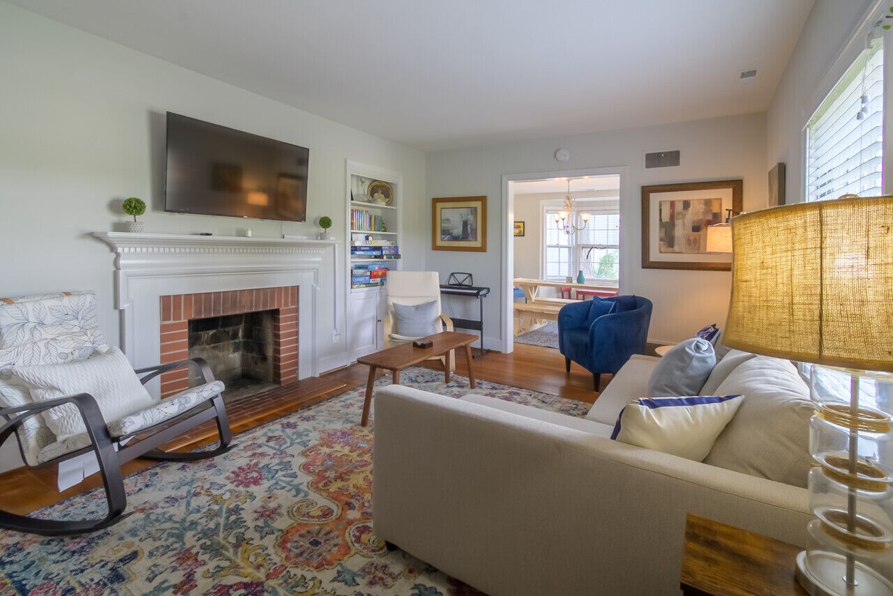 Smart TV, fireplace, foosball, music library