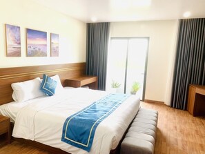 Deluxe Double Room Single Use | Soundproofing, free WiFi