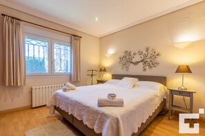 3 camere, ferro/asse da stiro, Wi-Fi gratuito, lenzuola