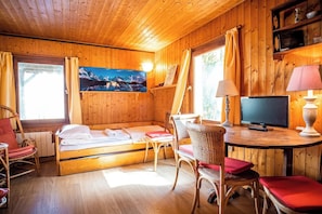 9 soveværelser, strygejern/strygebræt, weekendseng, gratis Wi-Fi