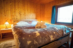 9 chambres, fer et planche à repasser, lit parapluie, Wi-Fi gratuit