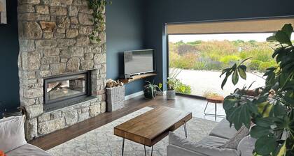 Beautiful Home With sea Views in Galway