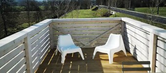 Apartment 'Activités Et Nature Appartement' with Private Terrace, Wi-Fi and Air Conditioning