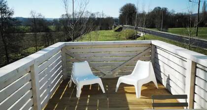 Appartement 'Activités Et Nature Appartement' avec terrasse privée, Wi-Fi et climatisation