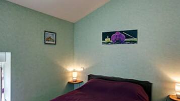 3 bedrooms, iron/ironing board, free WiFi