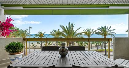 Apartment 'Pelicano' with Sea View, Wi-Fi and Air Conditioning