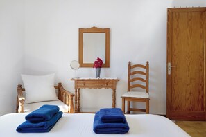 1 chambre, Wi-Fi gratuit, draps fournis