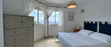 3 Schlafzimmer, Bügeleisen/Bügelbrett, kostenloses WLAN, Bettwäsche
