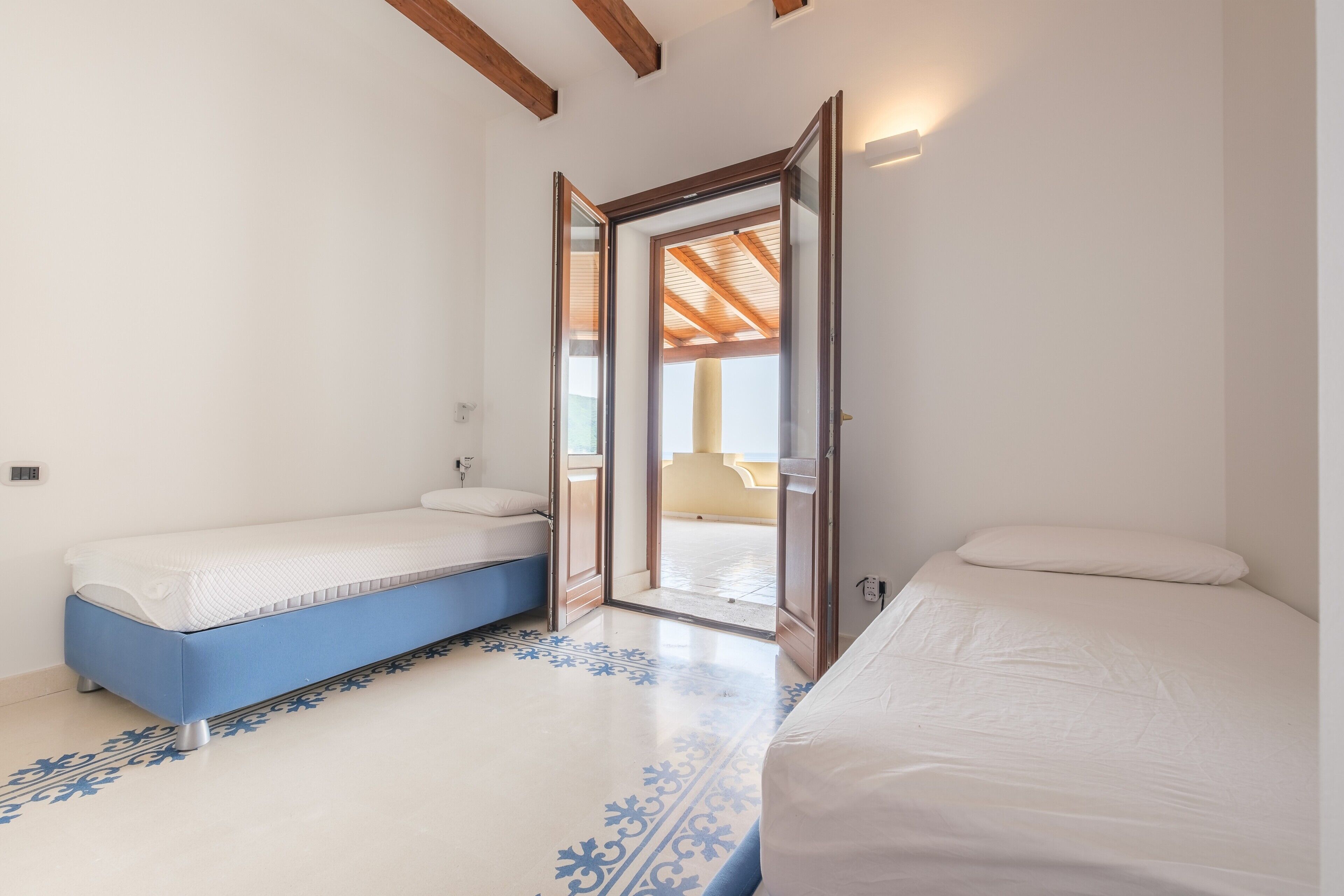 2 camere, ferro/asse da stiro, Wi-Fi gratuito, lenzuola