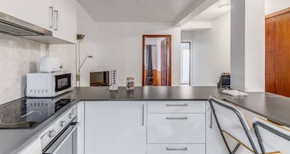 Apartamento 'Casa Da Travessa Piso Térreo' con terraza privada, balcón y Wi-Fi