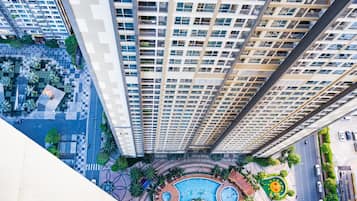 Individually furnished, desk, laptop workspace, blackout drapes