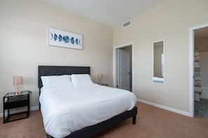 1 chambre, bureau, fer et planche à repasser, Wi-Fi gratuit